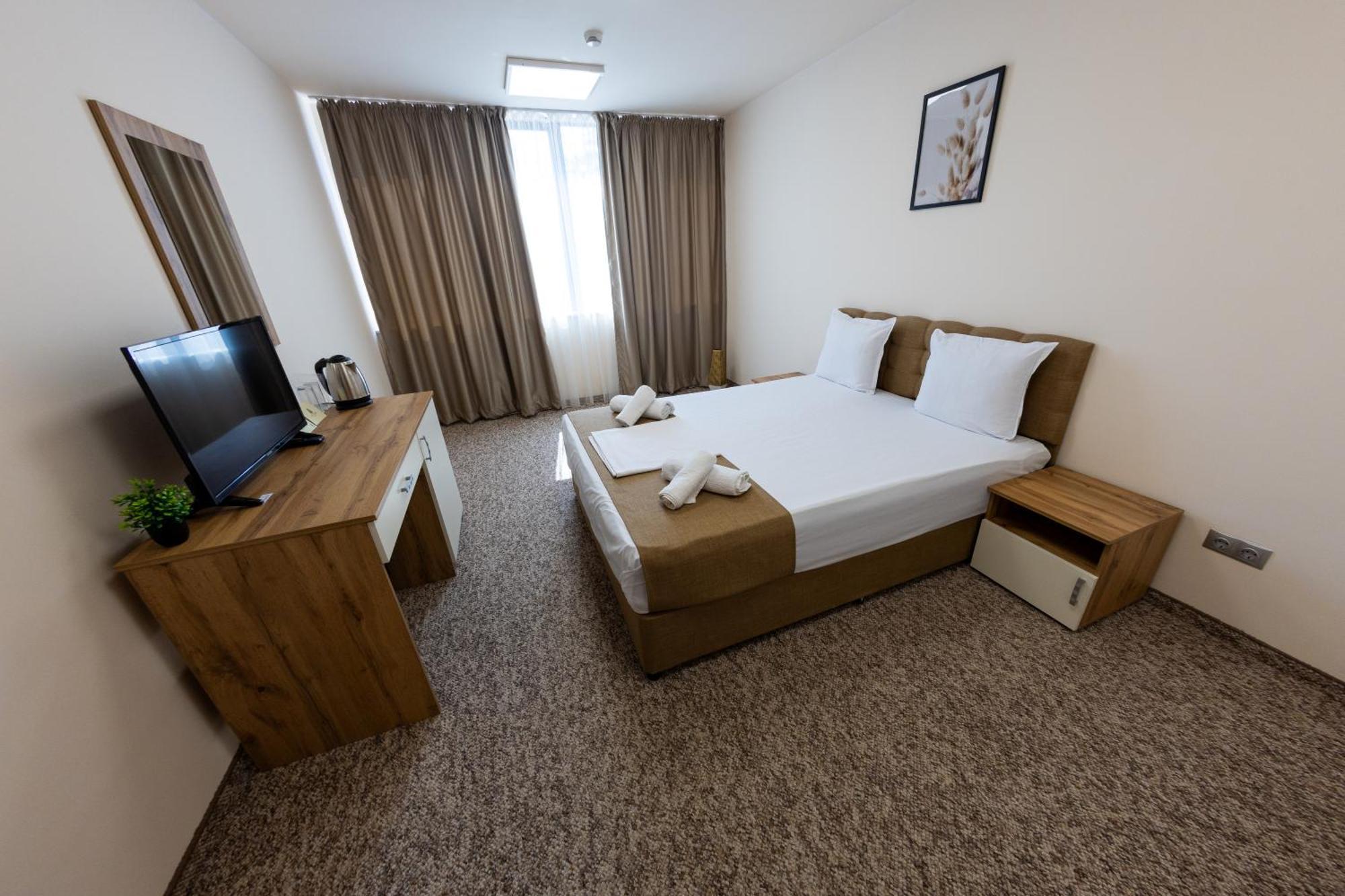 City Plaza Botevgrad Eksteriør billede