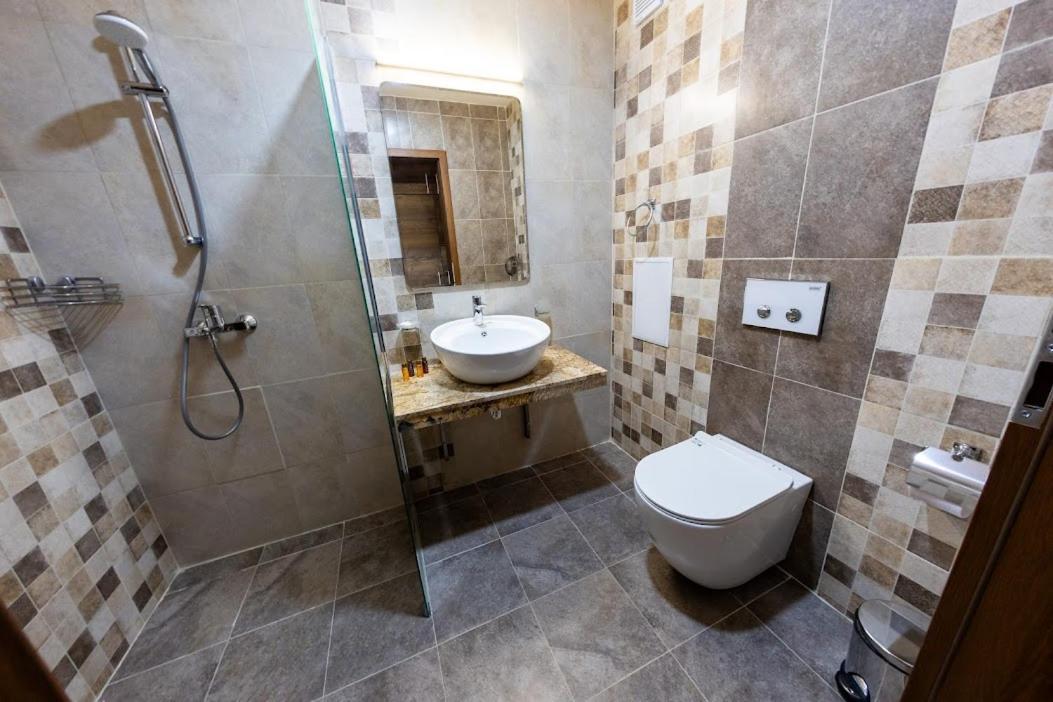 City Plaza Botevgrad Eksteriør billede